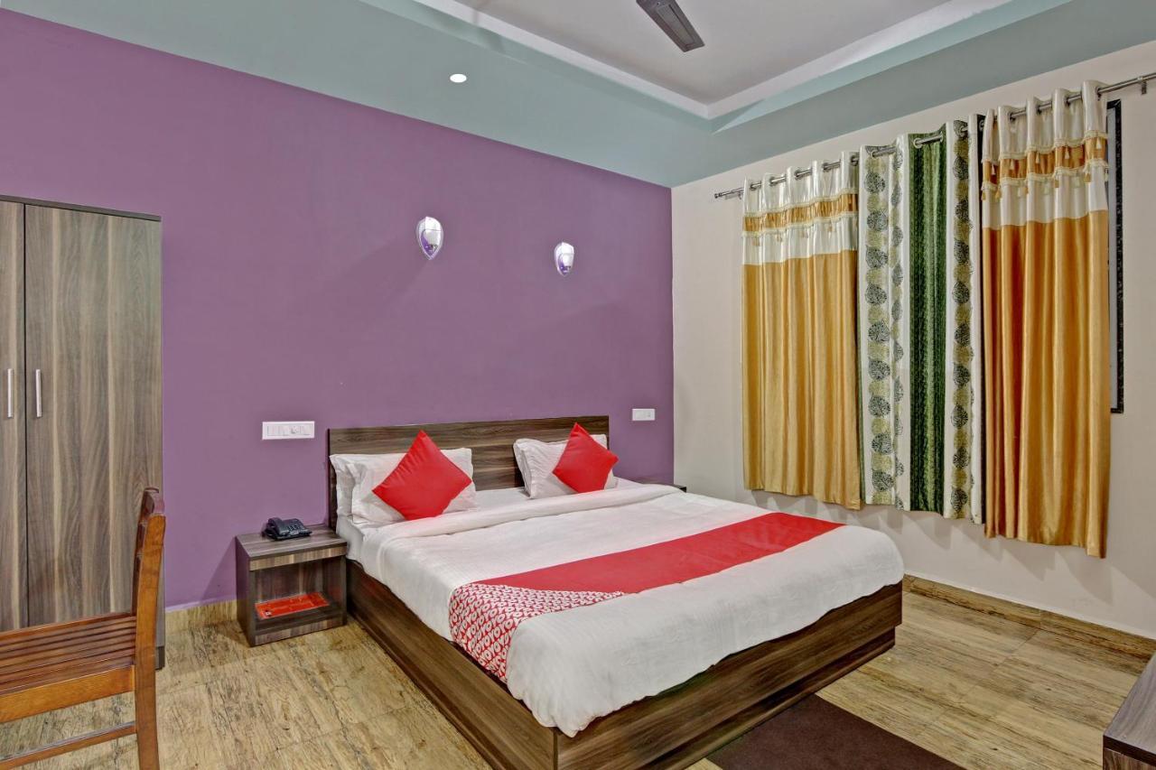 Oyo 48704 Rashi Farms Hotell Hubli Eksteriør bilde
