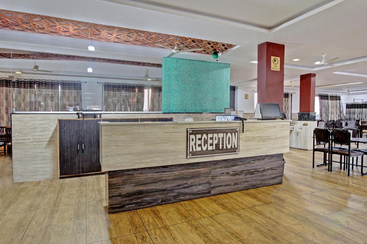 Oyo 48704 Rashi Farms Hotell Hubli Eksteriør bilde