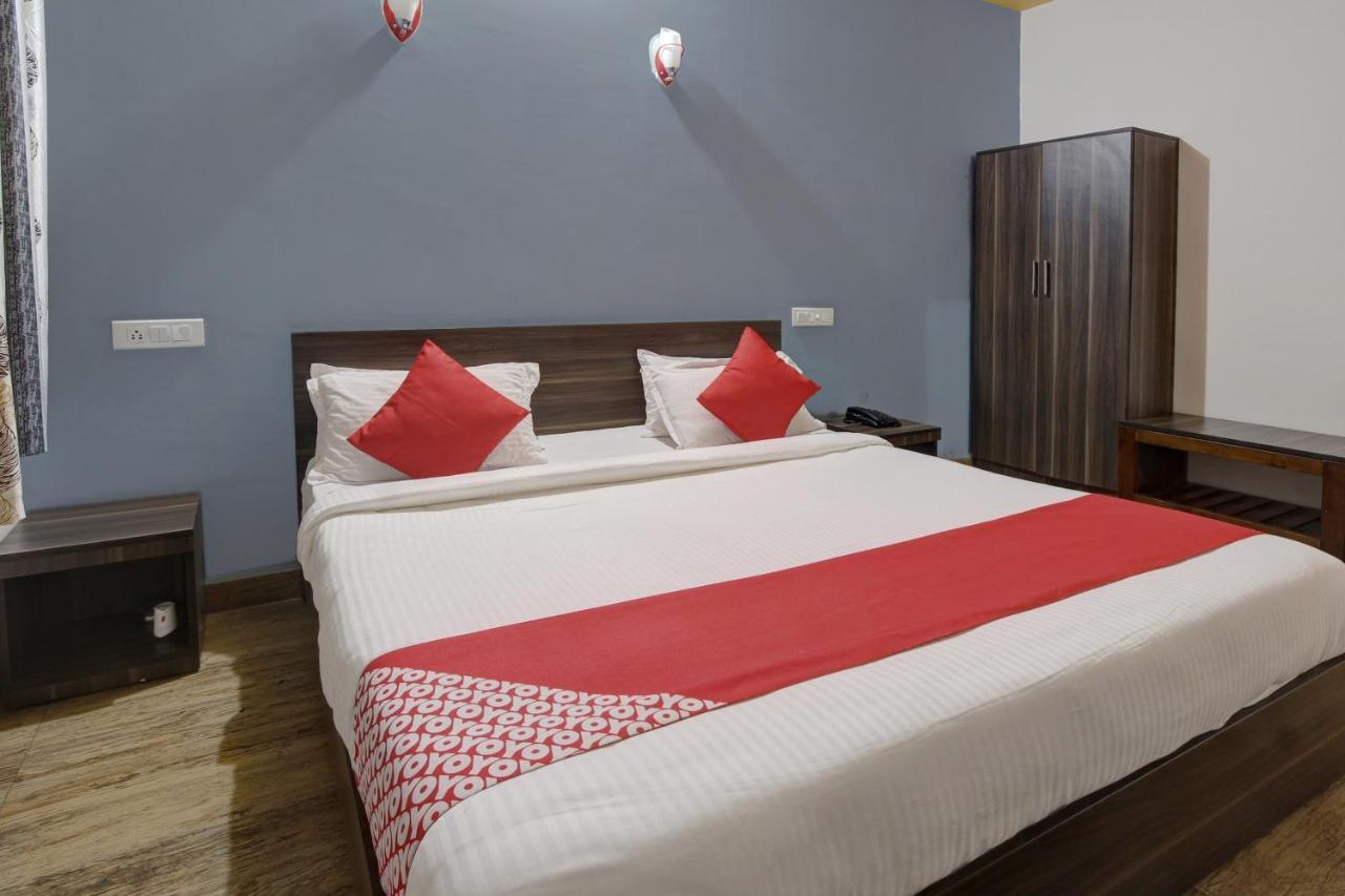Oyo 48704 Rashi Farms Hotell Hubli Eksteriør bilde