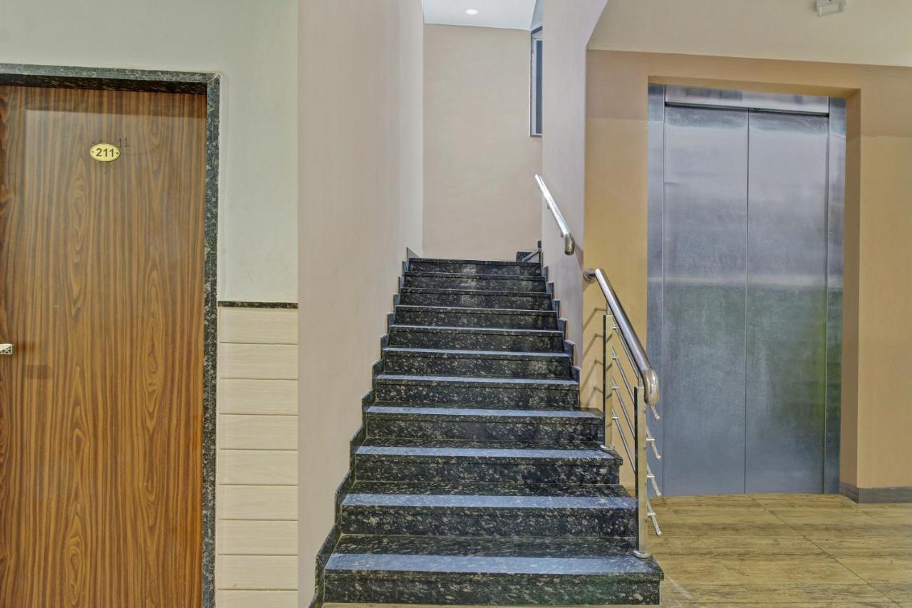 Oyo 48704 Rashi Farms Hotell Hubli Eksteriør bilde