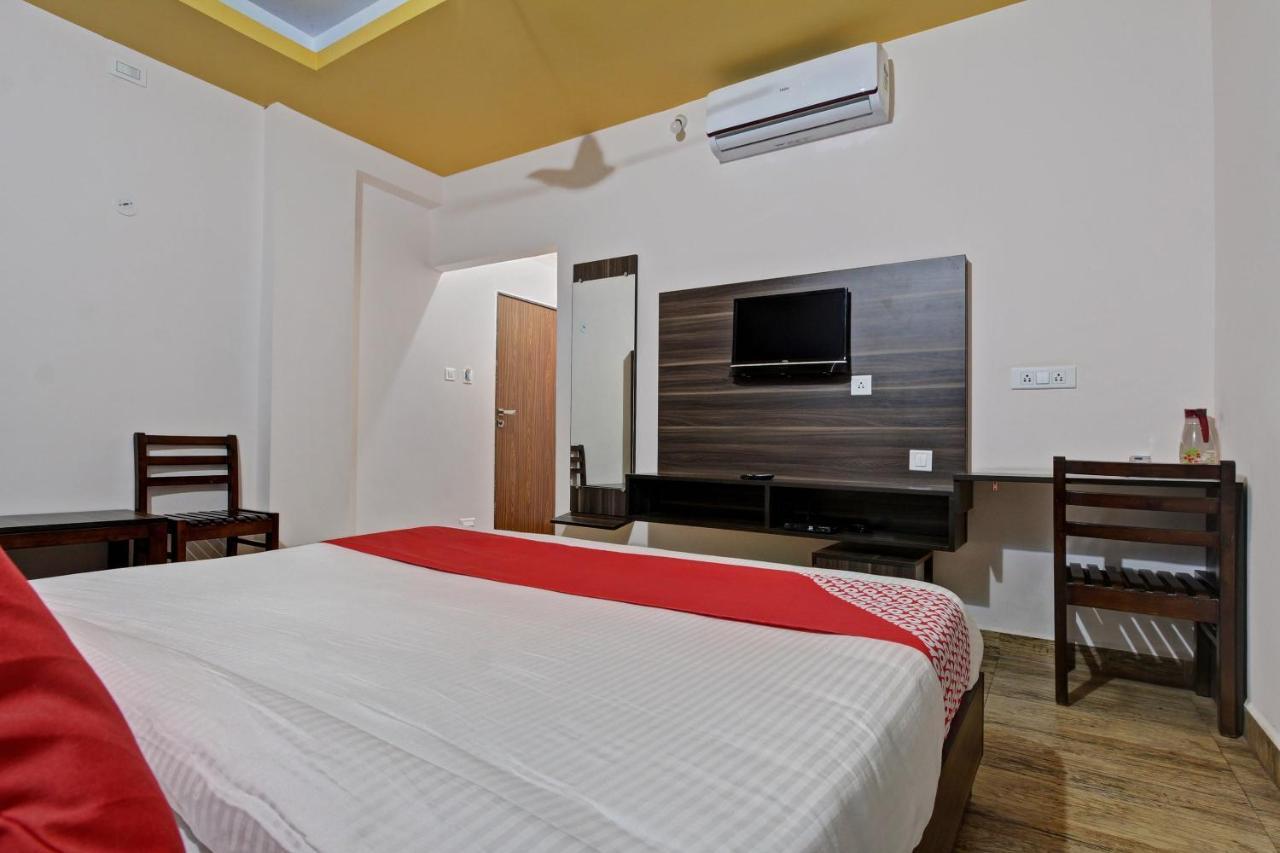 Oyo 48704 Rashi Farms Hotell Hubli Eksteriør bilde